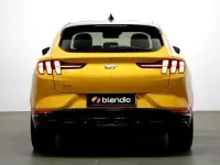 Usado Ford Mustang Mach-E GT Extended Range 358 kW (487 CV) 2023 Naranja SUV