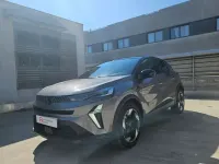 Usado Renault Captur Techno 140 CV (102 kW) 2025 Gris SUV