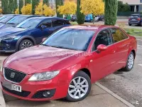 Usado Seat Exeo Style 120 CV (88 kW) 2009 Granate Familiar