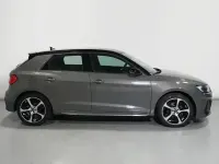 Usado Audi A1 110 CV (80 kW) 2022 Gris SUV