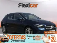Usado Mercedes B180 117 CV (86 kW) 2019 Azul Utilitario