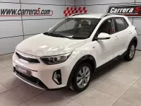 Usado Kia Stonic 100 CV (73 kW) 2022 Blanco SUV