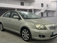 Usado Toyota Avensis Sol 126 CV (92 kW) 2008 Beige Berlina