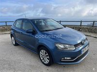 Usado VW Polo Advance 75 CV (55 kW) 2015 Azul Berlina