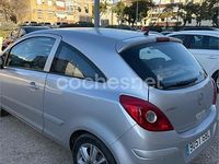 Usado Opel Corsa Sport 75 CV (55 kW) 2008 Gris / plata Berlina