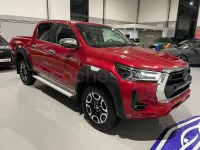 Nuevo Toyota HiLux Sport 204 CV (150 kW) 2026 Granate Pickup/Camioneta
