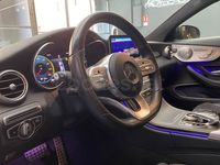 Usado Mercedes C300 245 CV (180 kW) 2019 Gris / plata Coupe