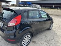 Usado Ford Fiesta Trend 82 CV (60 kW) 2014 Azul Berlina