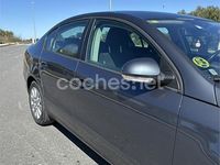 Usado VW Passat Edition 110 CV (80 kW) 2010 Gris / plata Berlina