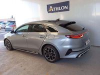 Usado Kia ProCeed GT-Line 160 CV (117 kW) 2023 Gris Familiar