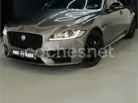 Usado Jaguar XF Sportbrake R-Sport 180 CV (132 kW) 2018 Gris / plata Familiar