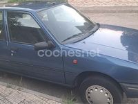 Usado Peugeot 205 60 CV (44 kW) 1997 Azul Utilitario