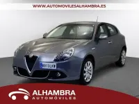 Usado Alfa Romeo Giulietta 120 CV (88 kW) 2021 Gris / plata Utilitario