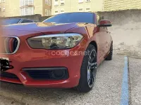 Usado BMW 118 150 CV (110 kW) 2017 Rojo Utilitario