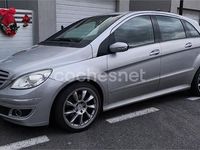 Usado Mercedes B180 109 CV (80 kW) 2005 Gris / plata Monovolumen