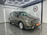 Usado Mercedes B200 136 CV (100 kW) 2013 Marrón Utilitario