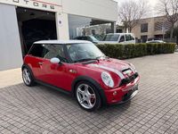 Usado Mini John Cooper Works 210 CV (154 kW) 2004 Rojo Utilitario