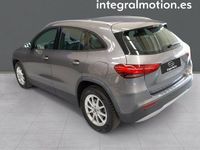 Usado Mercedes GLA180 Business 116 CV (85 kW) 2020 Gris SUV