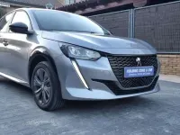 Usado Peugeot e-208 Active 100 kW (136 CV) 2023 Azul Utilitario