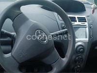 Usado Toyota Yaris 90 CV (66 kW) 2009 Blanco Utilitario