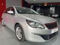 Usado Peugeot 308 Active 130 CV (95 kW) 2015 Blanco Familiar