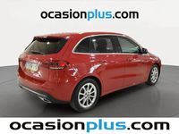 Usado Mercedes B180 136 CV (100 kW) 2021 Rojo Monovolumen