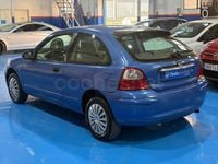 Usado Rover 25 103 CV (75 kW) 2000 Azul Utilitario