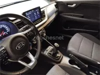 Usado Kia Stonic 100 CV (73 kW) 2021 Azul SUV