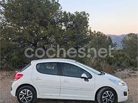 Usado Peugeot 207 68 CV (50 kW) 2014 Blanco Descapotable