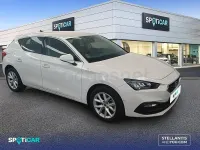 Usado Seat Leon Style 116 CV (85 kW) 2025 Blanco Berlina