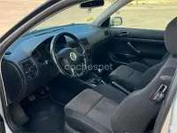 Usado VW Golf IV GTI 150 CV (110 kW) 2003 Gris / plata Berlina