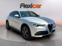 Usado Alfa Romeo Stelvio Super 190 CV (139 kW) 2022 Gris SUV