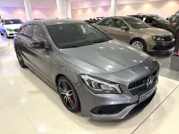Usado Mercedes CLA200 156 CV (114 kW) 2017 Gris Utilitario