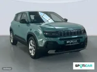 Usado Jeep Avenger Altitude 100 CV (73 kW) 2024 Azul SUV
