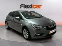 Usado Opel Astra Dynamic 150 CV (110 kW) 2019 Gris Berlina