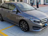 Usado Mercedes B200 136 CV (100 kW) 2017 Gris / plata Utilitario