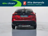 Usado Citroën C4 Feel 130 CV (95 kW) 2021 Rojo