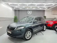 Usado Skoda Kodiaq Ambition 150 CV (110 kW) 2021 Gris / plata SUV