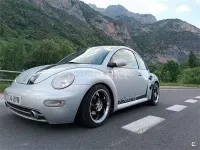 Usado VW New Beetle 100 CV (73 kW) 2002 Gris / plata Utilitario