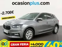 Usado Skoda Fabia Selection 95 CV (69 kW) 2024 Gris Utilitario