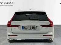 Usado Volvo V60 Core 351 CV (258 kW) 2023 Blanco Familiar