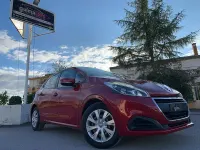 Usado Peugeot 208 Active 100 CV (73 kW) 2015 Granate Utilitario