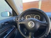 Usado VW Golf IV 110 CV (80 kW) 2002 Negro Berlina