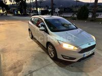 Usado Ford Focus Trend 95 CV (69 kW) 2017 Gris / plata Familiar