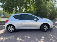 Usado Peugeot 207 Sport 120 CV (88 kW) 2009 Gris / plata Berlina