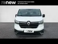 Usado Renault Trafic 110 CV (80 kW) 2022 Blanco Monovolumen