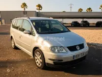 Usado VW Touran Trendline 140 CV (102 kW) 2005 Gris / plata Monovolumen