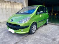Usado Peugeot 1007 70 CV (51 kW) 2005 Verde Monovolumen