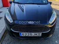 Usado Ford Fiesta Trend 100 CV (73 kW) 2015 Negro Utilitario