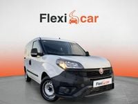 Usado Fiat Doblò Easy 95 CV (69 kW) 2018 Blanco Monovolumen